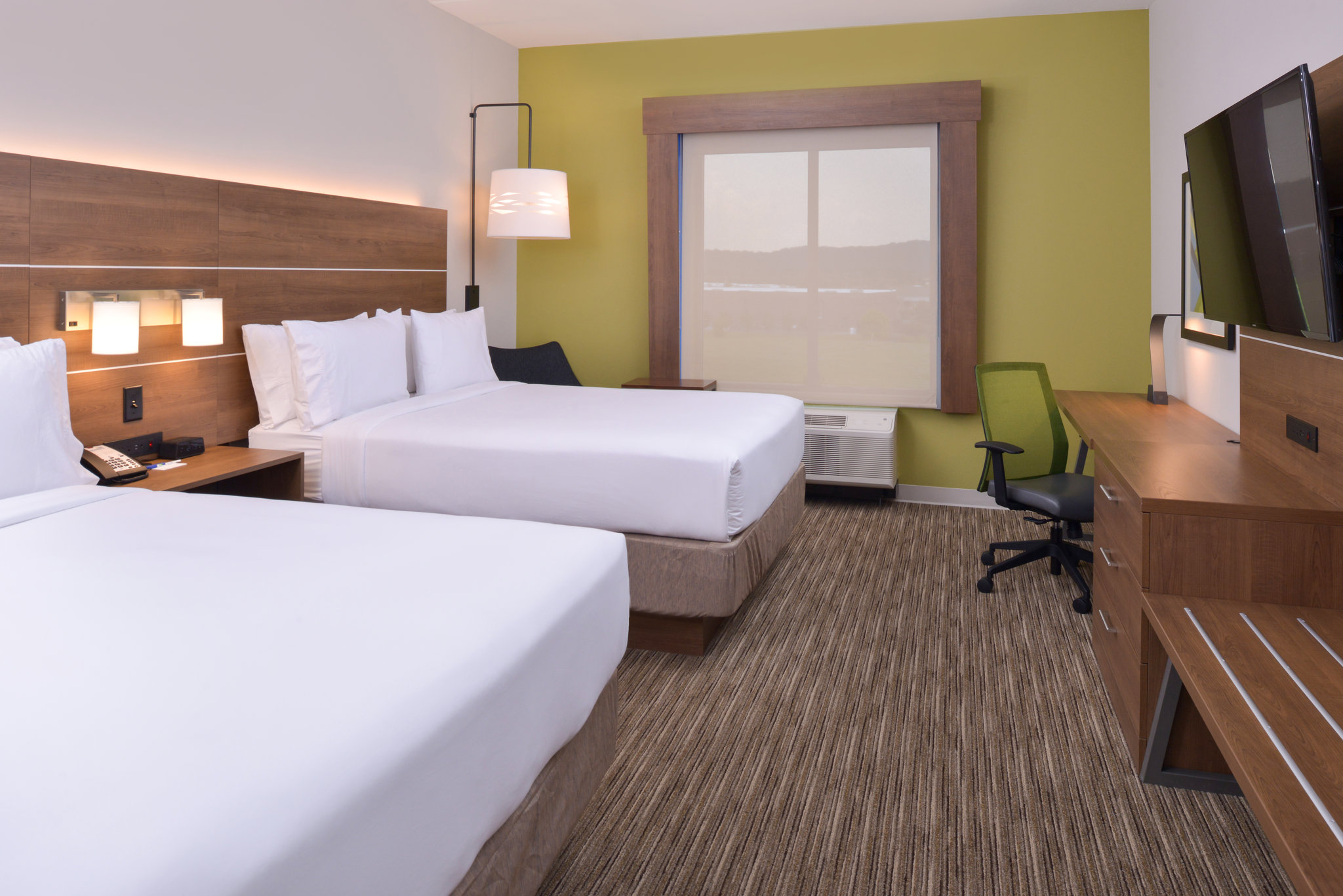 Meeting Rooms at Holiday Inn Express SPRING HILL, 3003 LONGFORD DRIVE