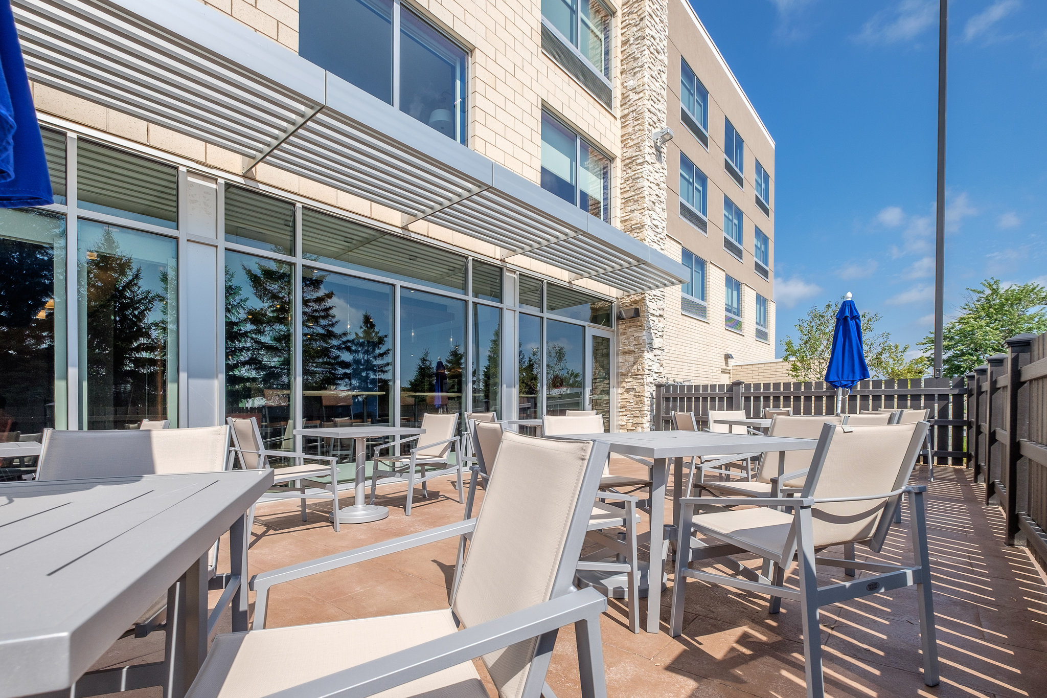 Meeting Rooms at Holiday Inn Express & Suites EAGAN - MINNEAPOLIS AREA