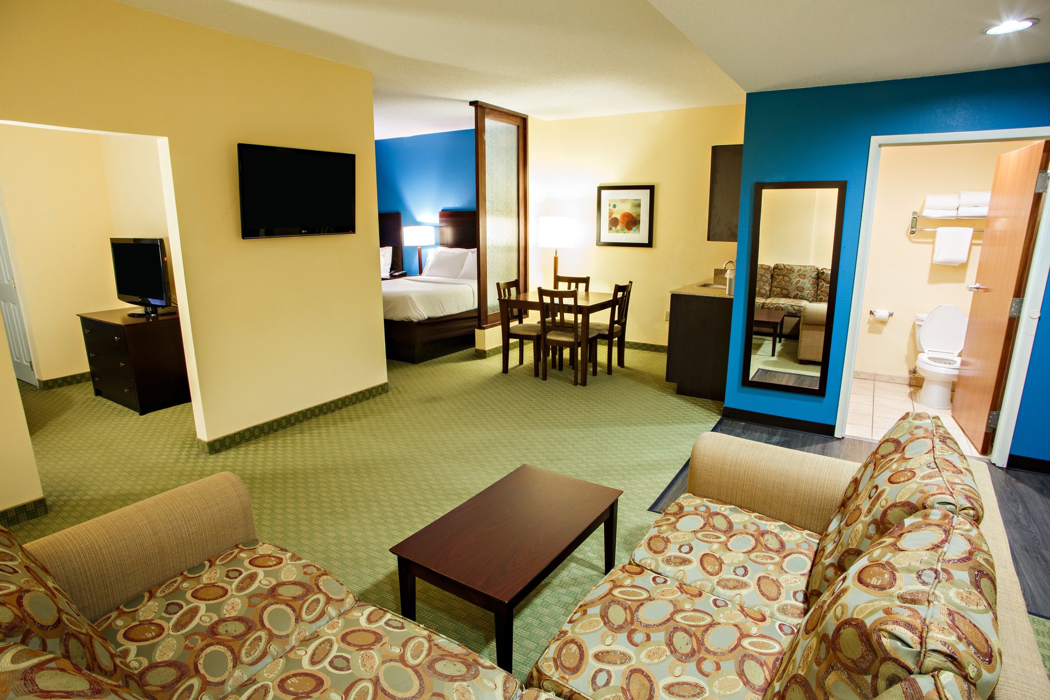 Meeting Rooms at Holiday Inn Express & Suites HARRISBURG W