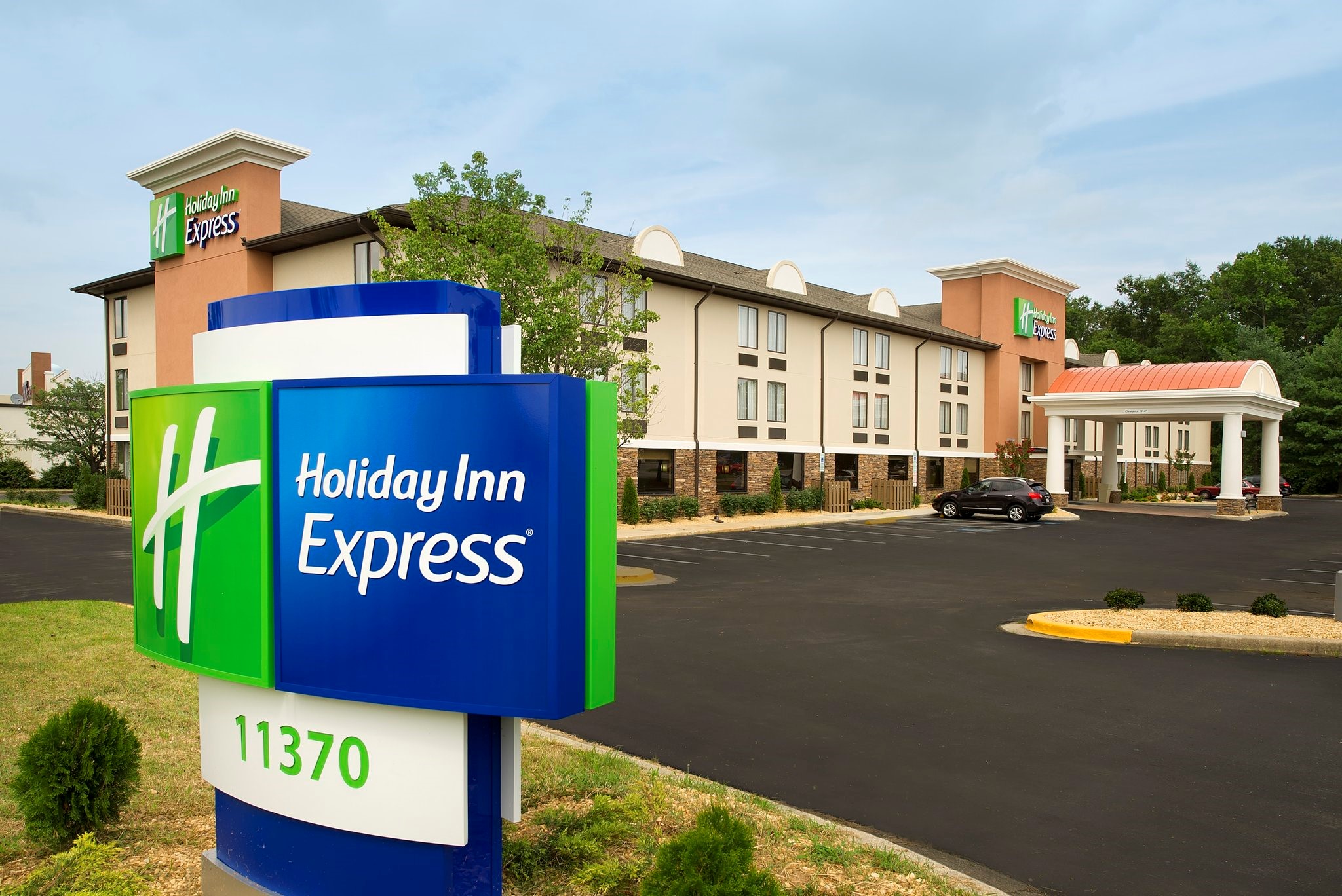 Meeting Rooms at Holiday Inn Express WALDORF 11370 DAYS COURT WALDORF