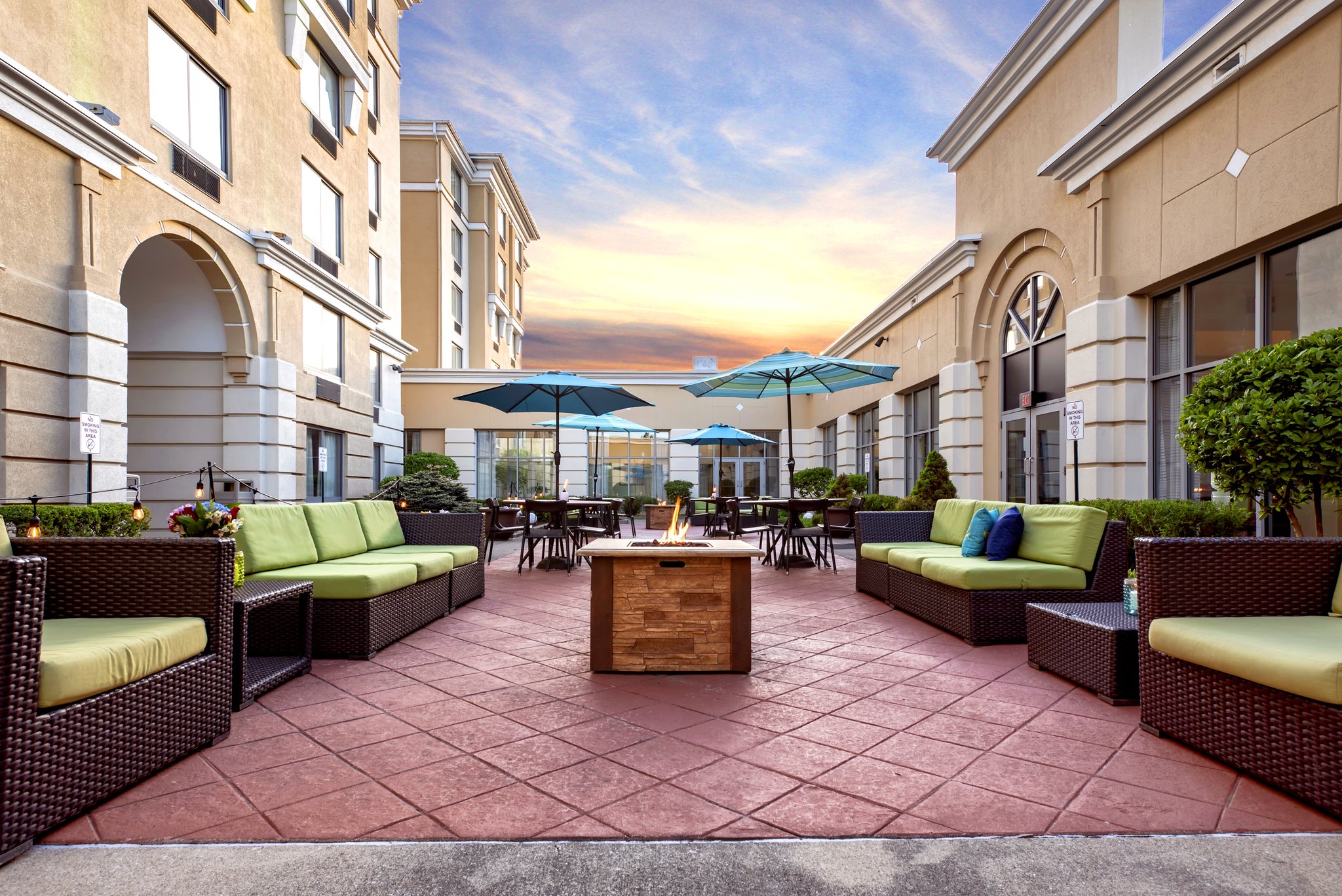 Meeting Rooms At Holiday Inn INDIANAPOLIS CARMEL 251 PENNSYLVANIA Meeting rooms at holiday inn indianapolis carmel 251 pennsylvania
