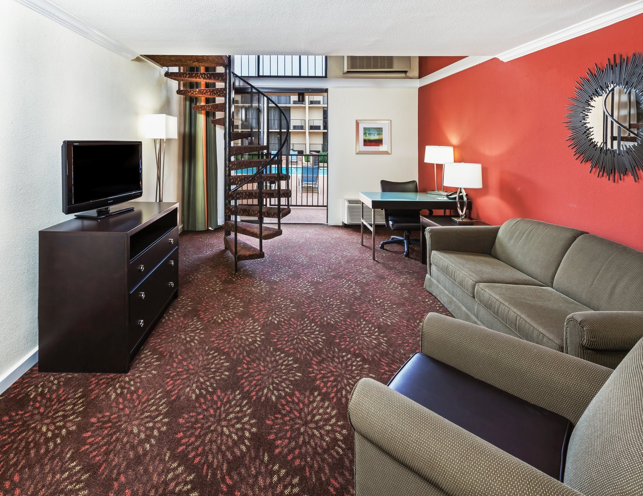 Meeting Rooms at Holiday Inn TYLER CONFERENCE CENTER, 5701 SOUTH