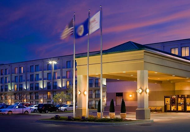 Meeting Rooms at Minneapolis Airport Marriott, 2020 American Boulevard