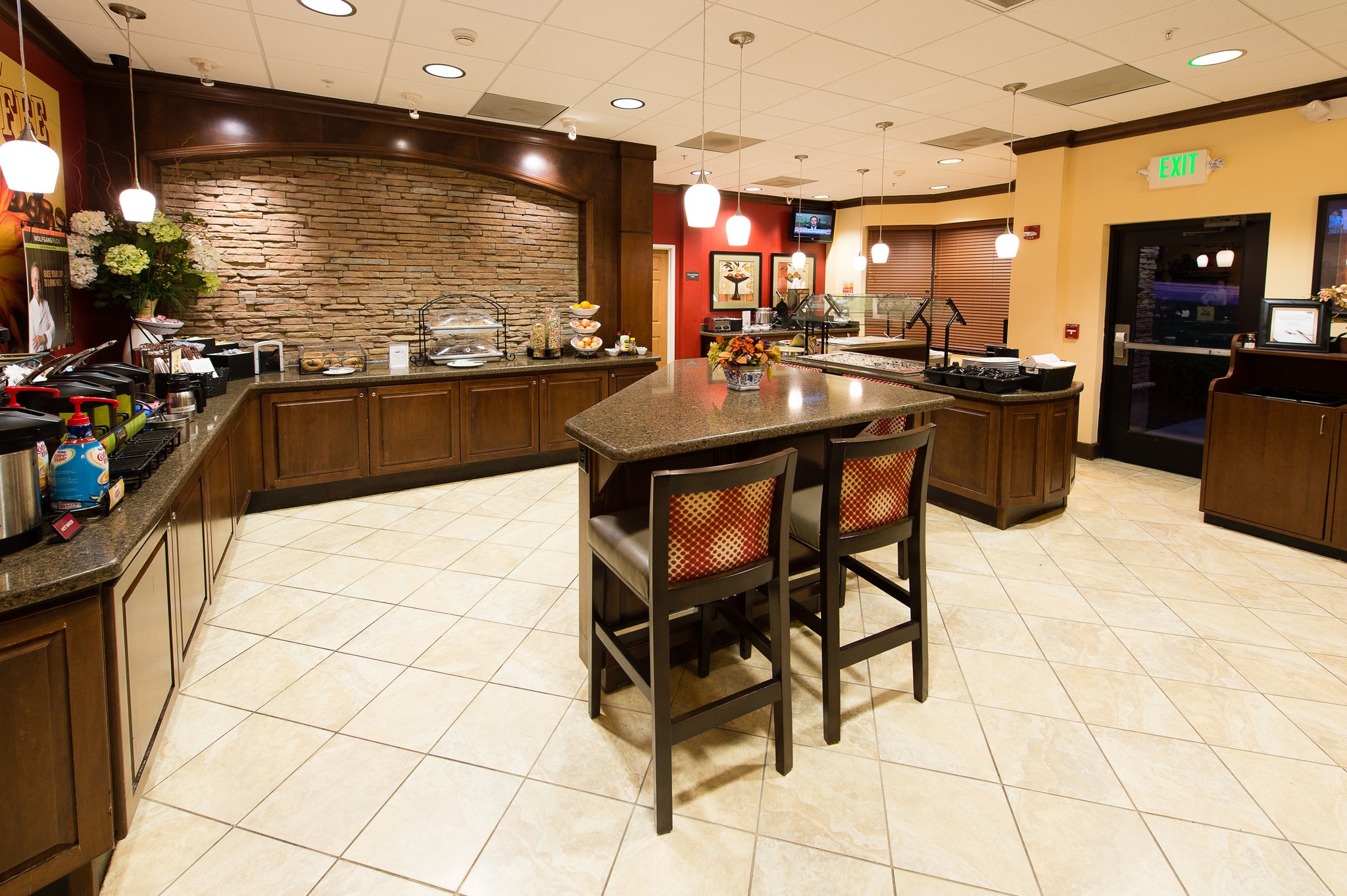 Meeting Rooms at Staybridge Suites CHARLESTON-ASHLEY PHOSPHATE, 7329 ...