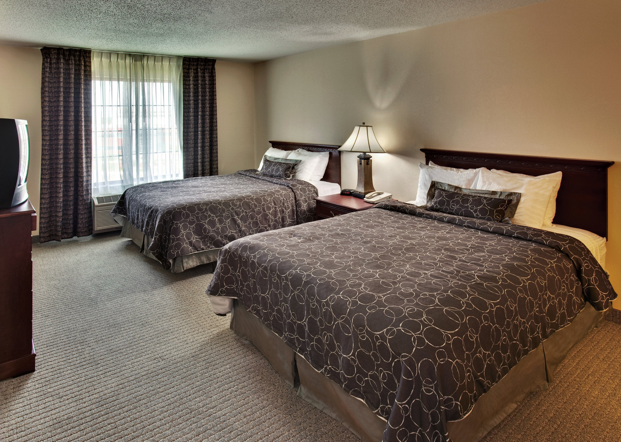 Meeting Rooms at Staybridge Suites WEST DES MOINES, 6905 LAKE DRIVE ...