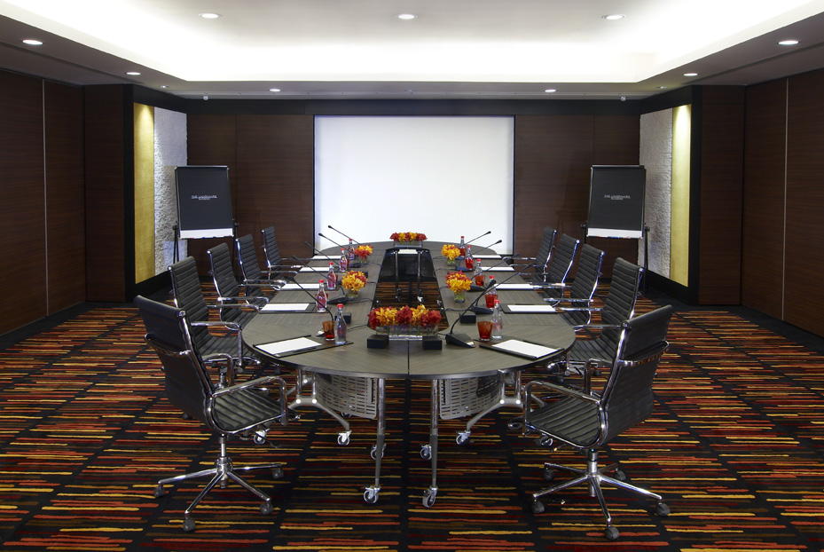 Meeting Rooms At The Landmark Bangkok 138 Sukhumvit Road Bangkok Thailand Meetingsbooker Com